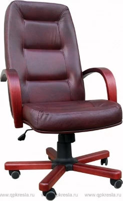 Кресло руководителя Сенатор дерево