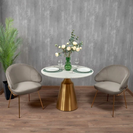 Купить Стул-полукресло Emil латте с золотыми ножками по низкой цене