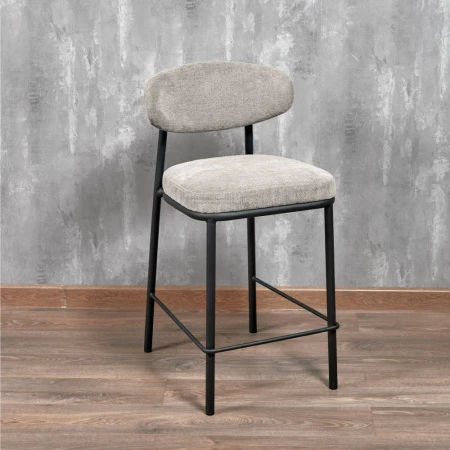 Купить Стул полубарный Lucas 2 латте шенилл с чёрными ножками по выгодной цене для кафе, ресторанов и кухни