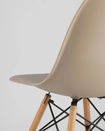 Купить Стул Eames DSW бежевый по низкой цене