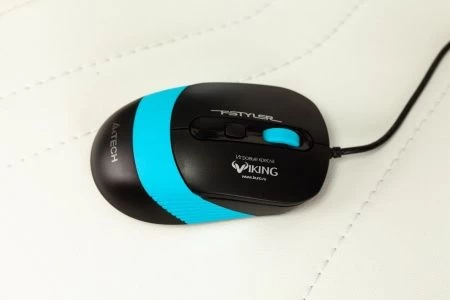 Кресла для геймеров - Кресло игровое Zombie RUNNER белый/голубой искусственная кожа крестовина пластик