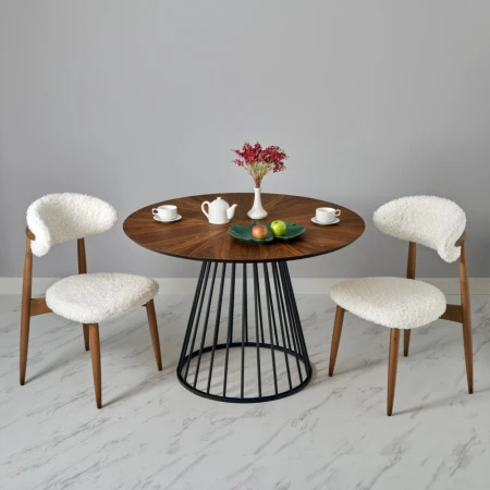 Купить Стул Lucas белый искусственный мех с ножками цвета орех по низкой цене