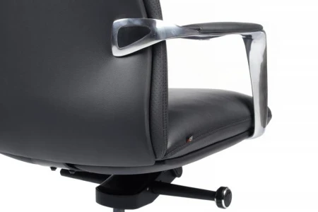Кресла руководителя - Кресло Pablo A2216-1 Черный