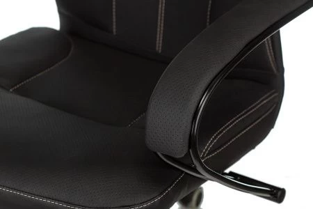 Кресла руководителя - Кресло руководителя Бюрократ CH-608/ECO черный эко.кожа крестовина пластик