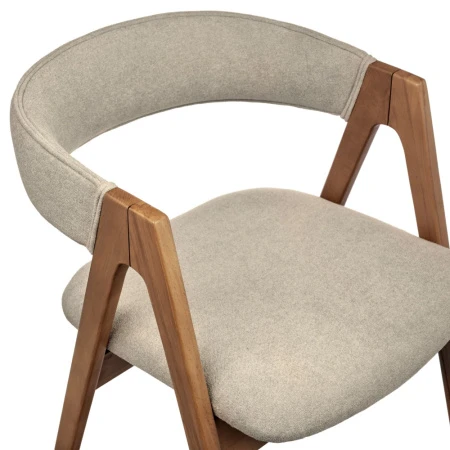 Купить Стул Alan латте букле с ножками цвета орех по низкой цене