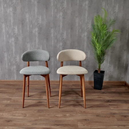 Купить Стул полубарный Lucas по выгодной цене для кафе, ресторанов и кухни