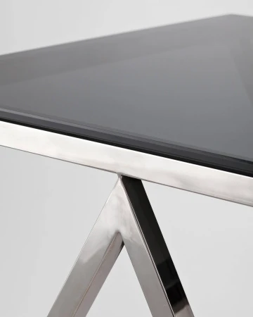 Купить Журнальный стол 55*55 ИНСИГНИЯ сталь темный хром стекло smoke по низкой цене