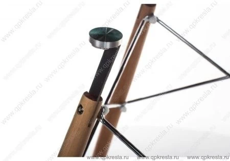 Стол Eames (Эймс) стеклянный