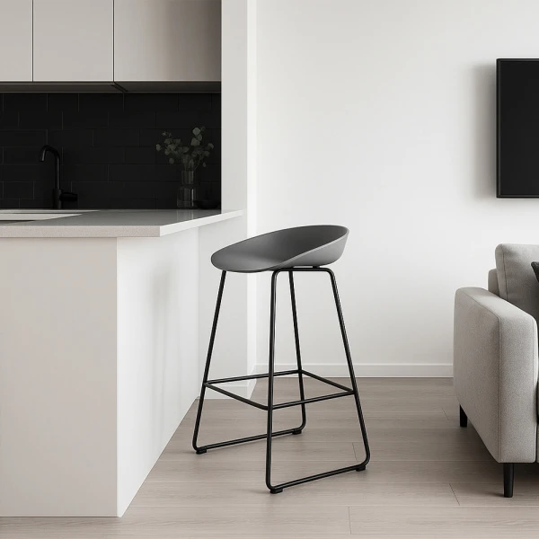 Стул полубарный Neo серый с чёрными ножками для кафе, ресторанов и кухни