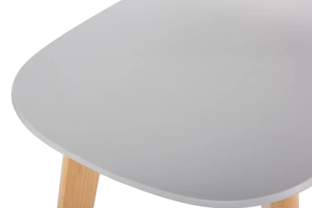 Купить Стул Gracia белый с деревянными ножками по низкой цене