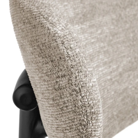 Купить Стул полубарный Lucas 2 латте шенилл с чёрными ножками по выгодной цене для кафе, ресторанов и кухни