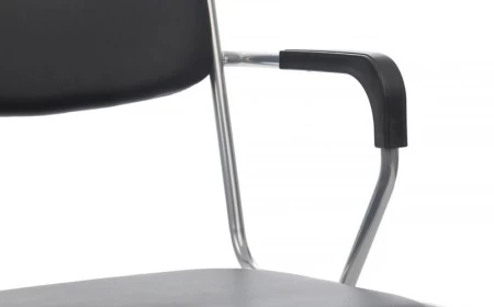 Кресло Nix Plus RCH OMKL-03 Черный/Металл окрашенный Хром для посетителей и сотрудников фото