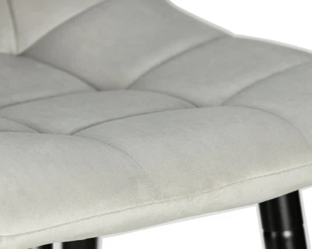 Купить Стул барный DOBRIN NICOLE, черные матовые ножки, светло-серый велюр (108-52) по выгодной цене для кафе, ресторанов и кухни