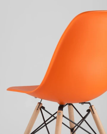Купить Стул Eames DSW оранжевый по низкой цене