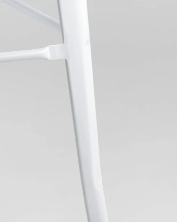 Купить Стул барный TOLIX белый глянцевый по выгодной цене для кафе, ресторанов и кухни