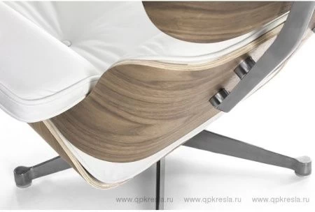 Кресло Eames (Эймс) Lounge & Ottoman белая кожа/орех