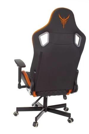 Кресло игровое Knight Outrider черный/оранжевый ромбик эко.кожа с подголов. крестов. металл