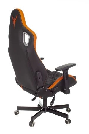 Кресло игровое Knight Outrider черный/оранжевый ромбик эко.кожа с подголов. крестов. металл