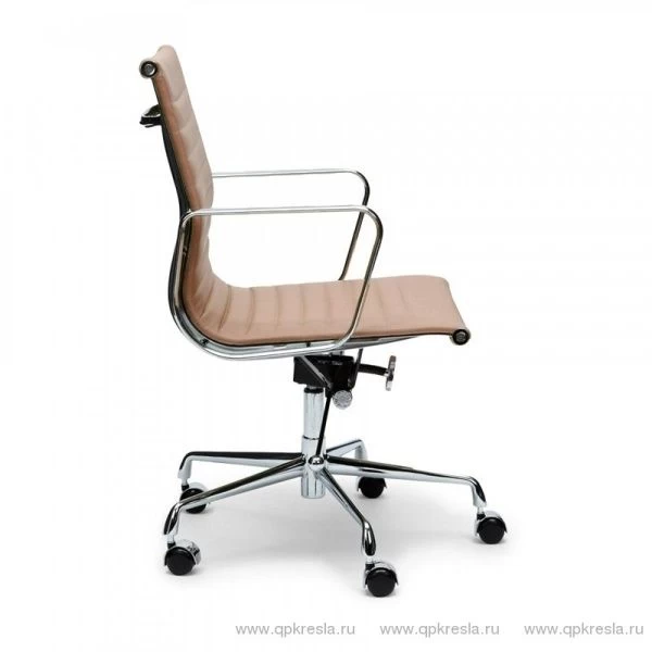 Кресло Eames (Эймс) Ribbed коричневое