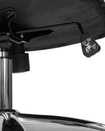 Кресла руководителя - Офисное кресло для руководителей DOBRIN CHESTER, белый