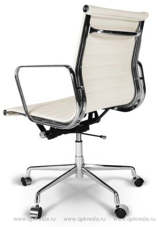 Кресло Eames (Эймс) Ribbed белое